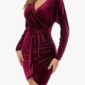 NWOT Women's Wrap MINI Dress Velvet Dress V Neck Long sleeve Wine  S/M